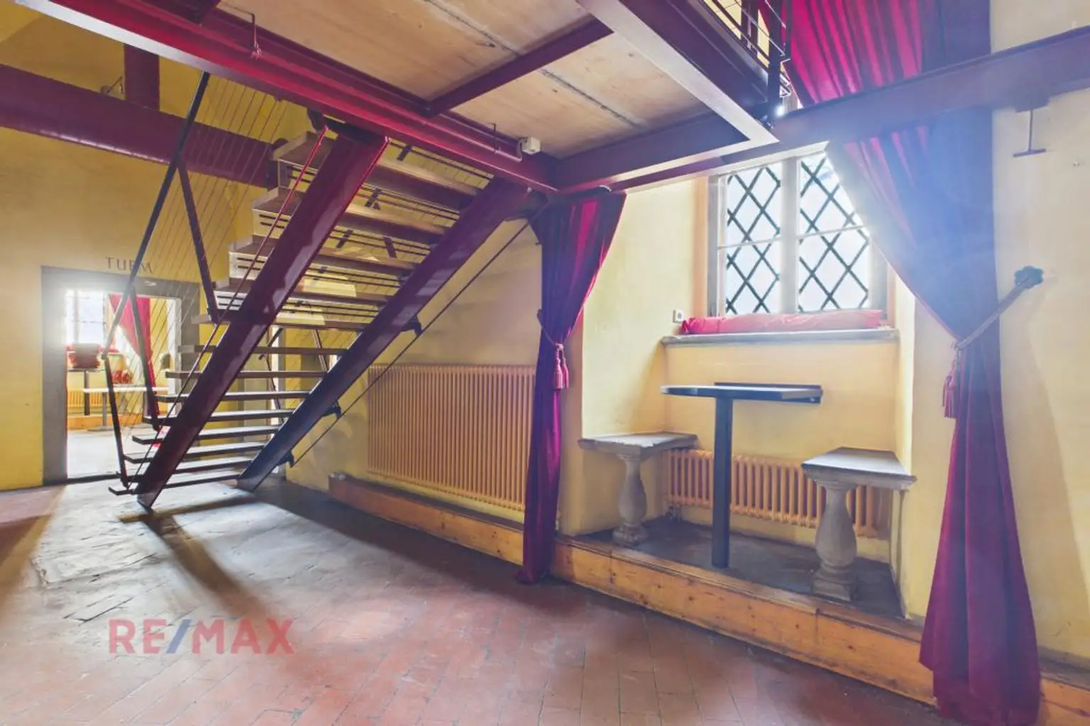 Kardinalszimmer-Gastraum