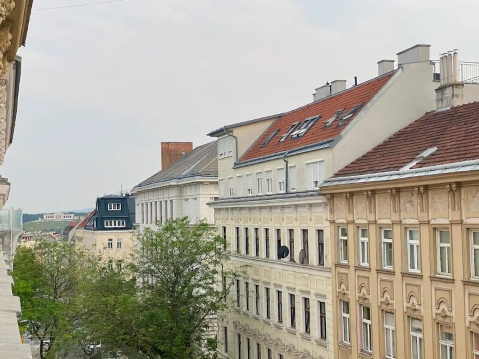 ALTBAU zu SANIEREN, SONNIG und RUHIG NÄHE U3 !