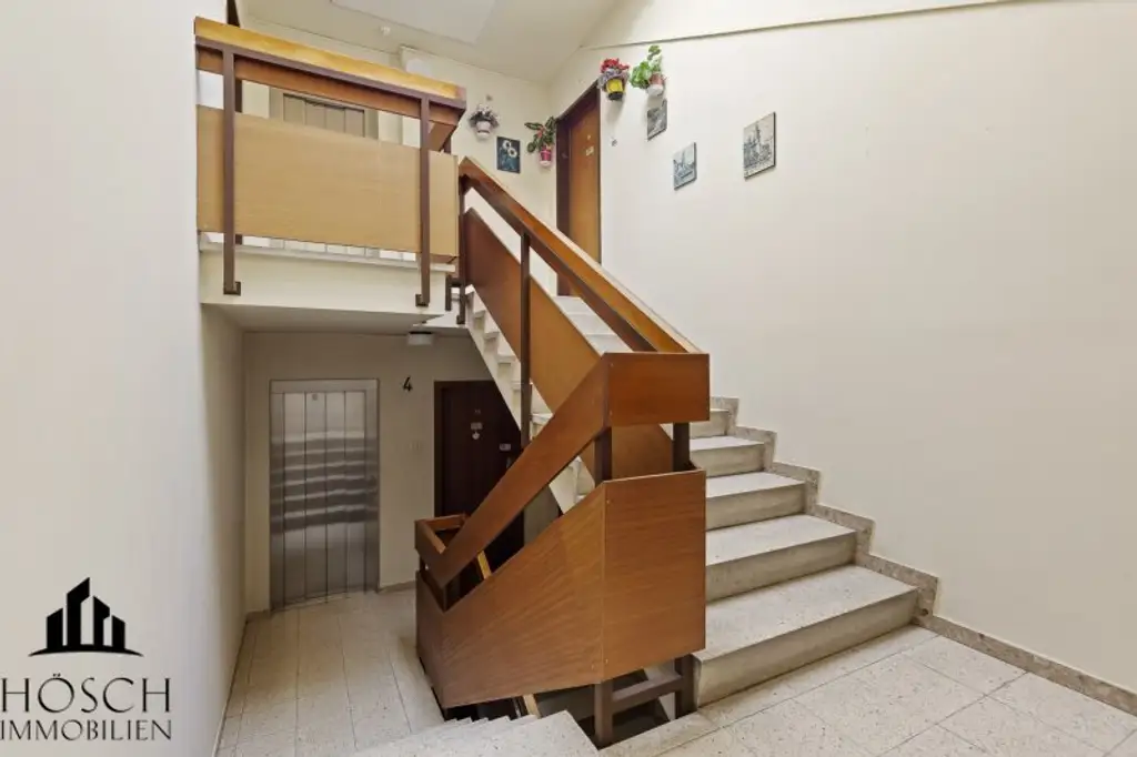 Zwei-Zimmer-Wohnung mit toller Freifläche in attraktiver Lage