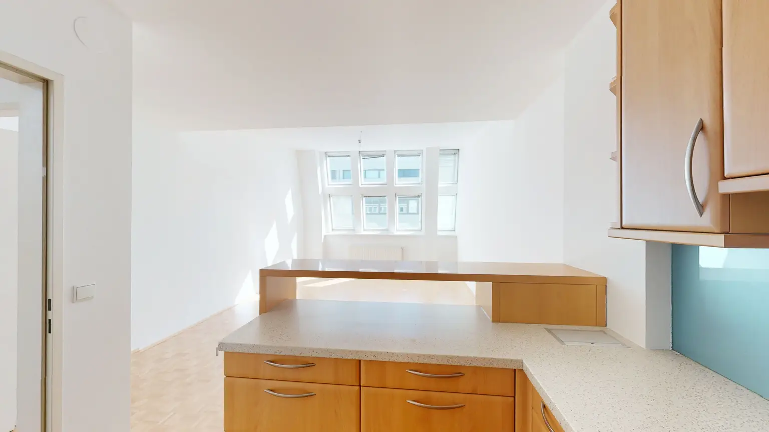 3-Zimmer-Wohnung mit privater Dachterrasse, Klimaanlage und Ruhelage