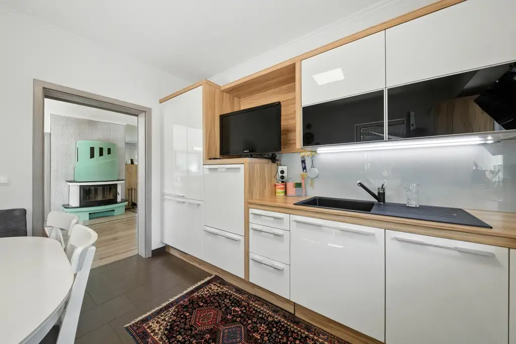 Exklusives Wohnerlebnis: Hochwertiges Zuhause auf 1300 m² Eigengrund am Wiener Stadtrand!
