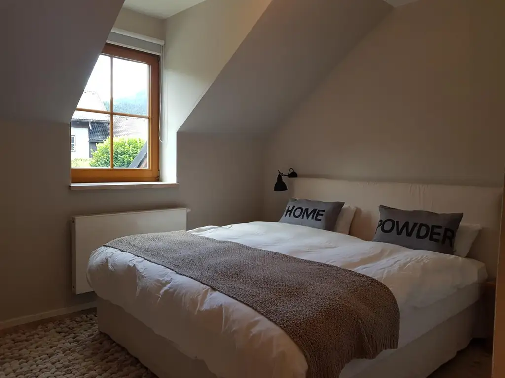Möblierte Wohnung in Ruhelage mit Blick auf Loser und Dachstein