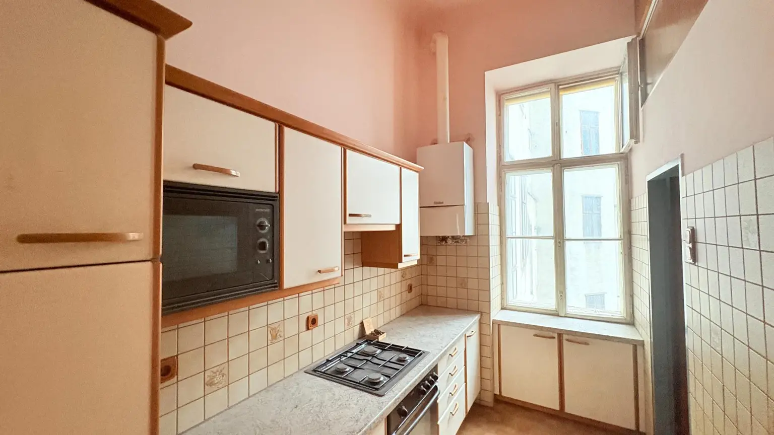 Top Preis Leistungsverhältnis nah dem Servitenviertel/Clusiusgasse, sanierungsbedürftig, ca. 68,47 m²