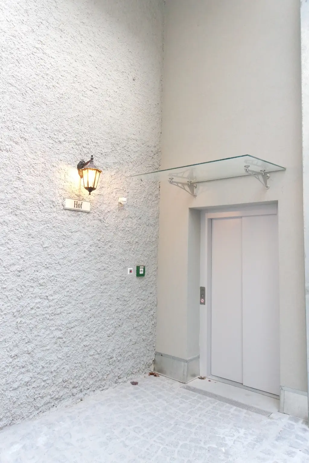 Dachterrassen Wohnung - mit Hybridheizung! Video + Klimaanlage
