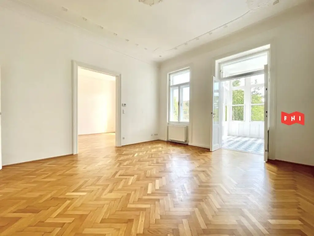 Unbefristete 140m² Stilaltbaumiete mit verglaster Wintergartenveranda, Gartenblick u. historischen Kachelöfen