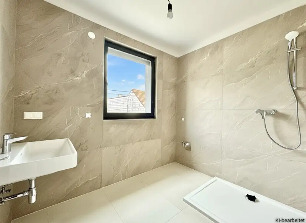 ERSTBEZÜGE I ~13 Minuten von Wien I schlüsselfertig I Luftwärmepumpe I Stellplätze I Bahnhofsnähe