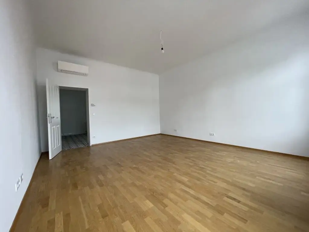 Top-Lage: 69m² Altbau-Wohnung, 2 Zimmer für 400.000 €