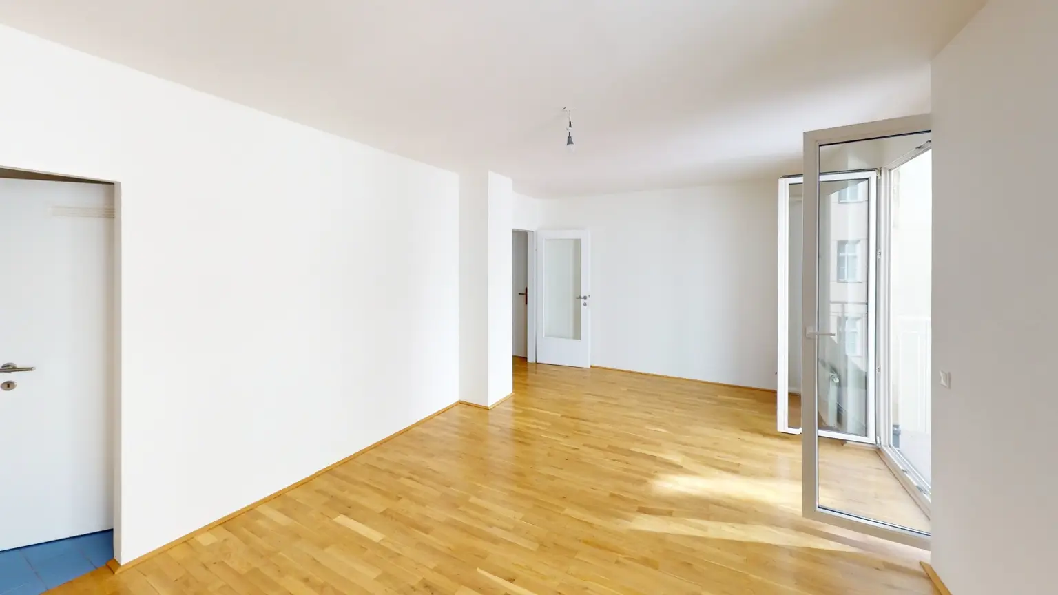 Vorsorgehit in bester Lage – 1-Zimmer-Wohnung mit Balkon im 8. Bezirk