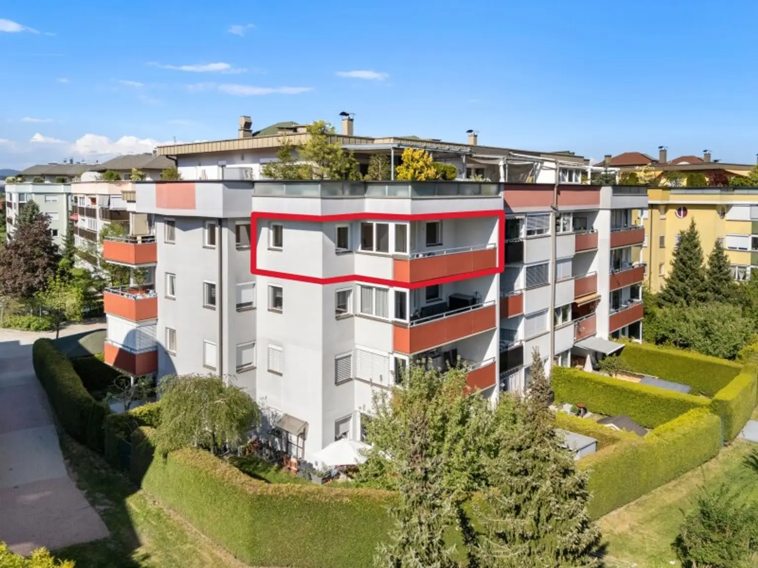 Schöne, sonnendurchflutete, ruhige und junge 94,00m² 3 Zi Wohnung in Viktring - Rekabachweg