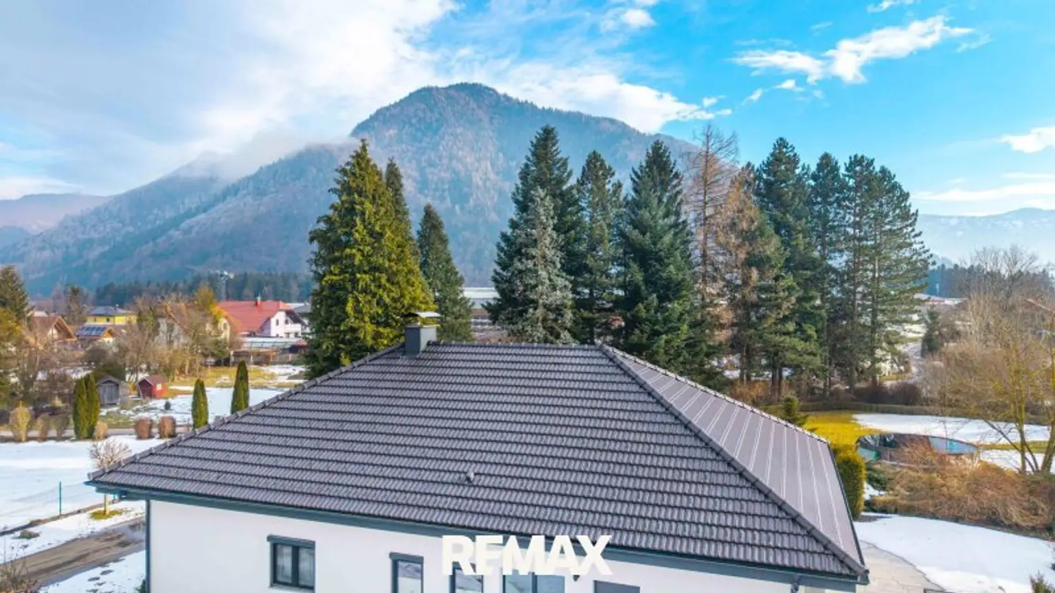 schöne Ausblicke auf die Almtaler Berge