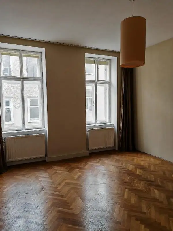 Großzügige, ruhige Altbauwohnung mit Gartenmitbenützung nähe Praterstern