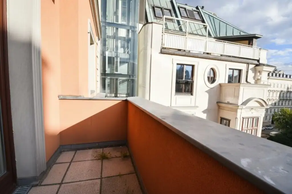 Exklusive Palais Büro mit Terrasse im Botschaftsviertel