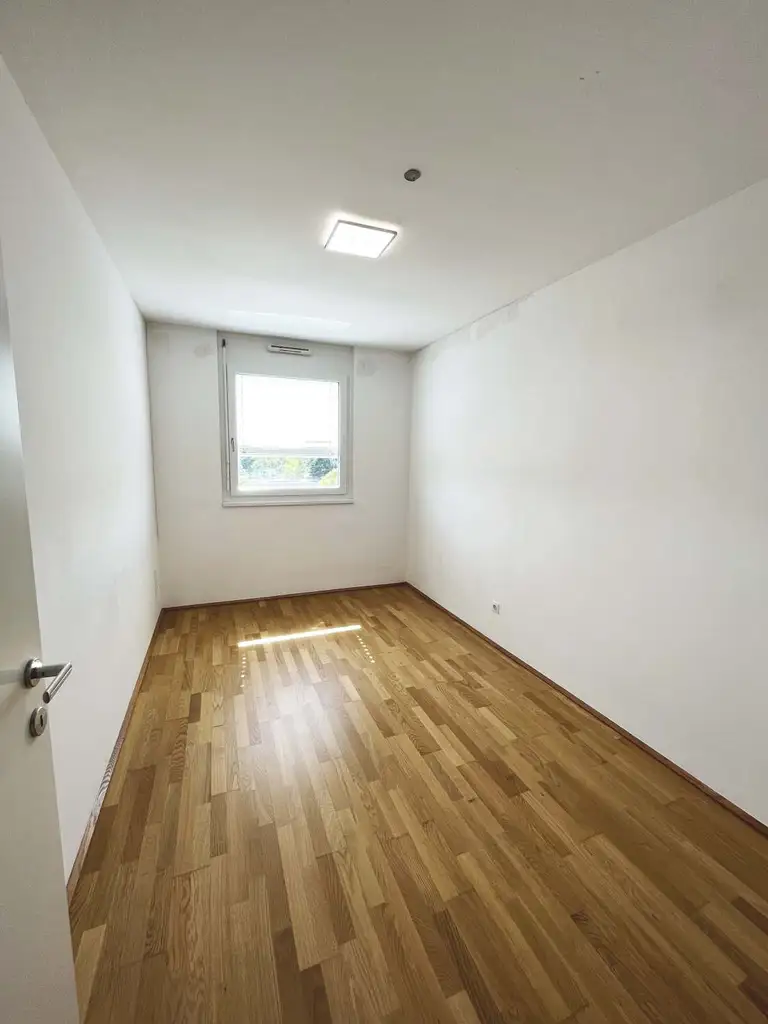 Q11 Leben in Simmering - 
Lichtdurchflutete Balkonwohnung mit 3 Zimmern und Deckenkühlung!