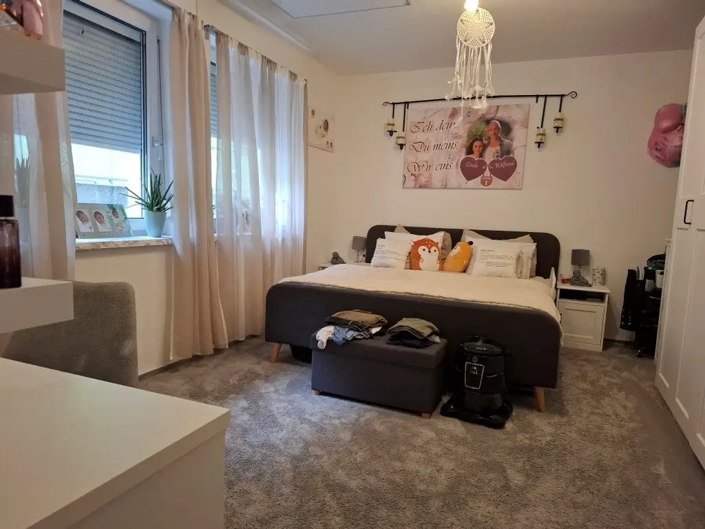 Renovierte 4-Zimmer-Wohnung mit West-Loggia im Hochparterre in Mürzzuschlag zu kaufen !