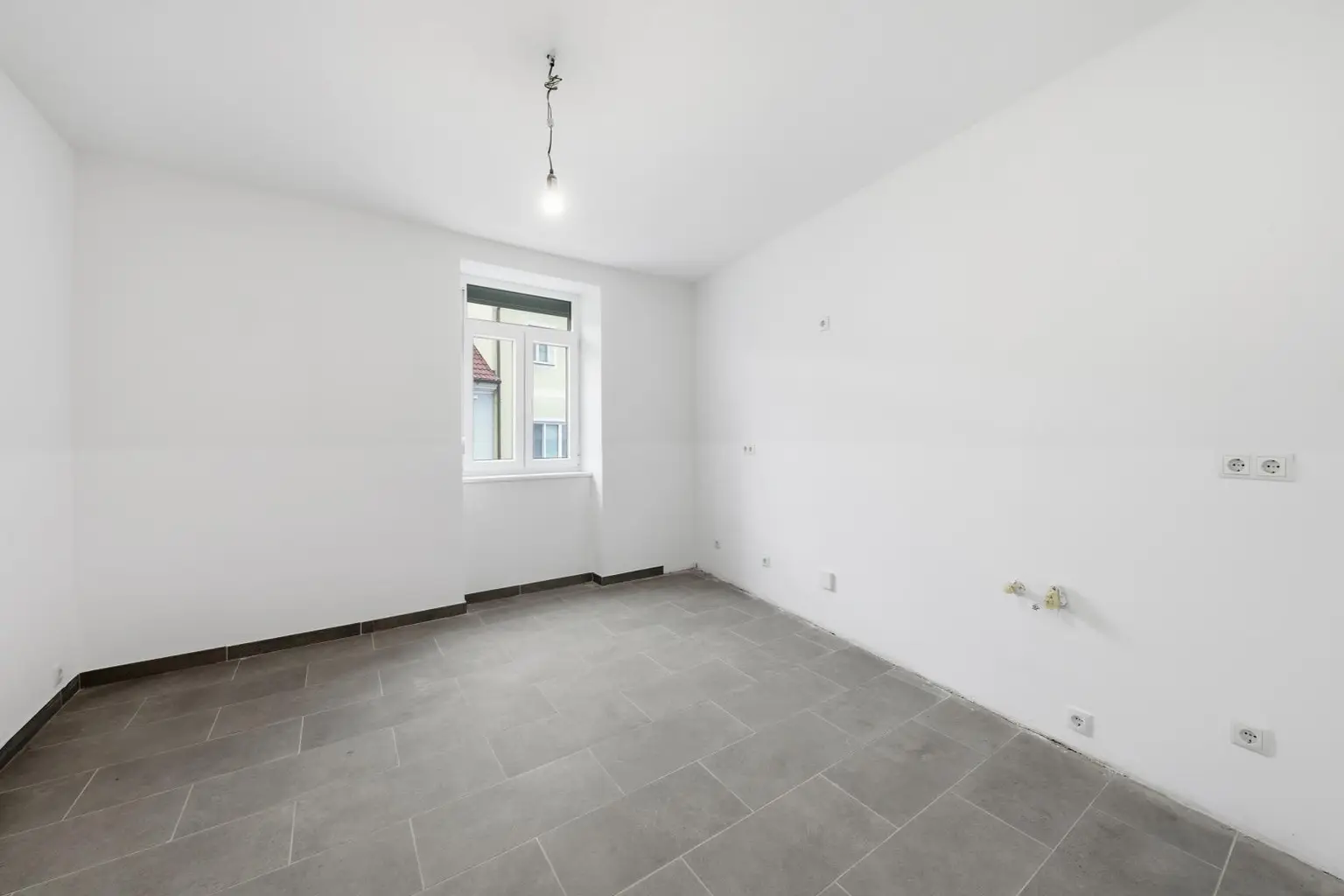 ERSTBEZUG NACH SANIERUNG - 2,5 Zimmer Gartenwohnung in Eggenburg!