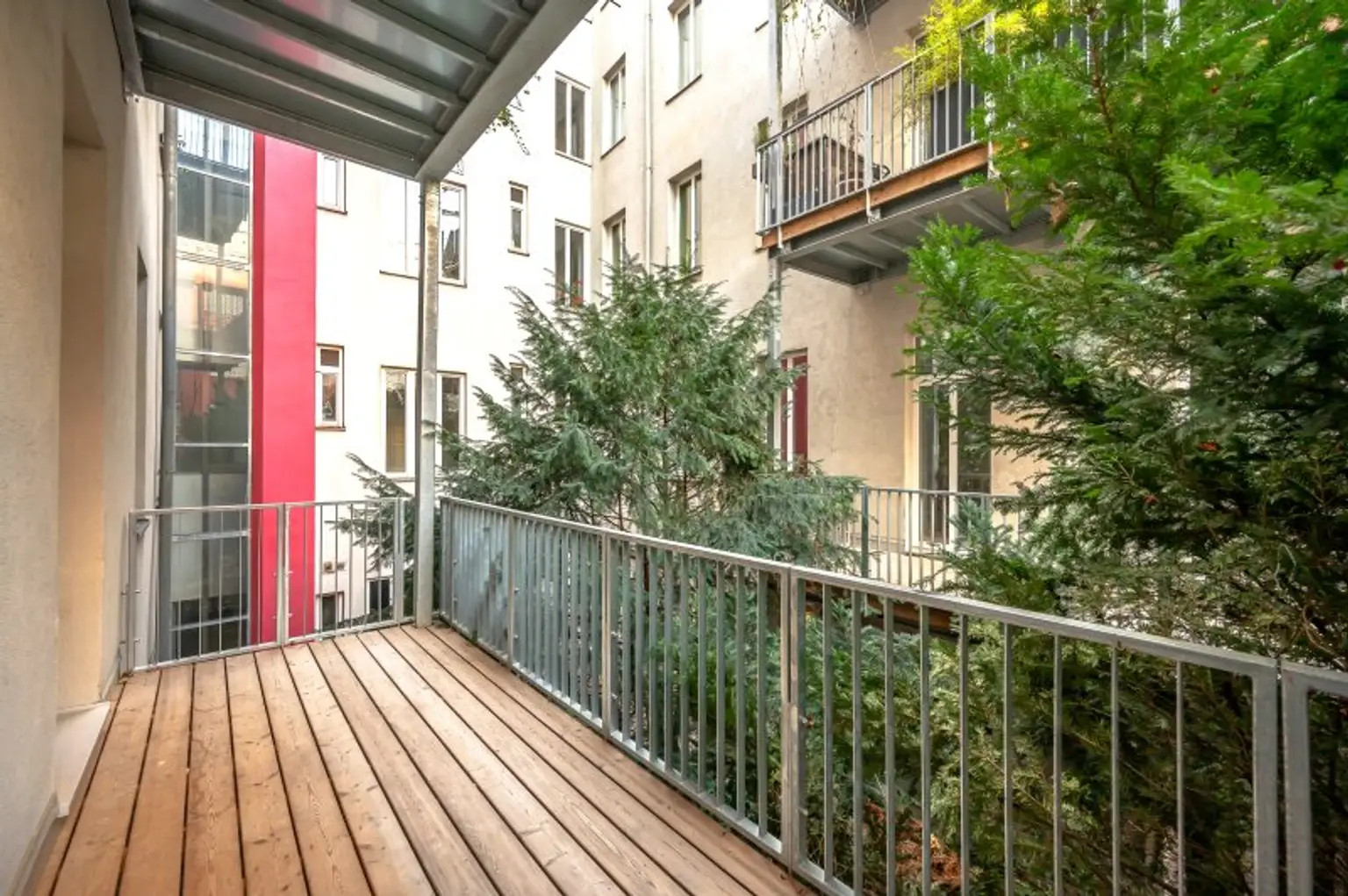 ++NEU++ Fantastische 2-Zimmer Altbauwohnung in bester Lage des 2. Bezirks mit Balkon