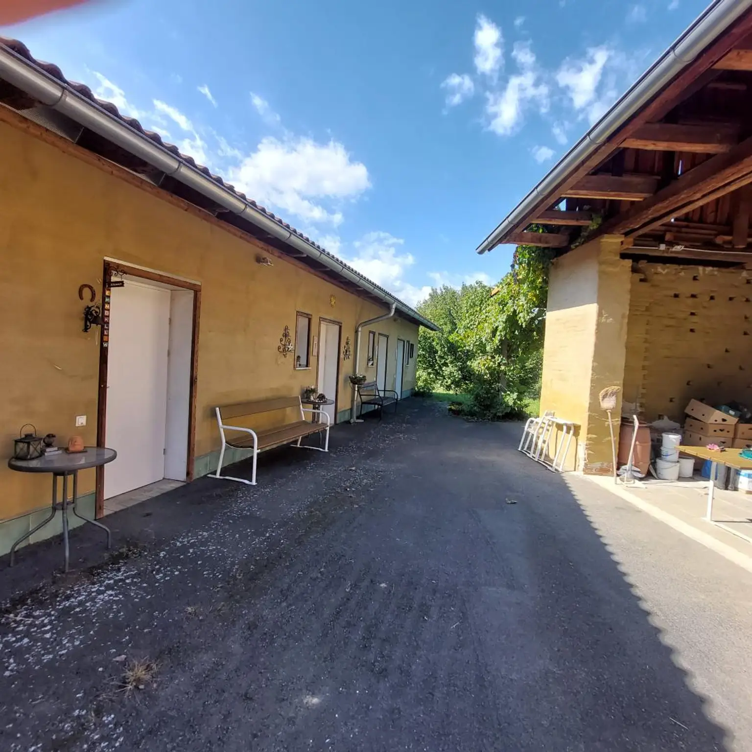 Barrierefreies Niedrigenergiehaus auf über 2 ha Grund