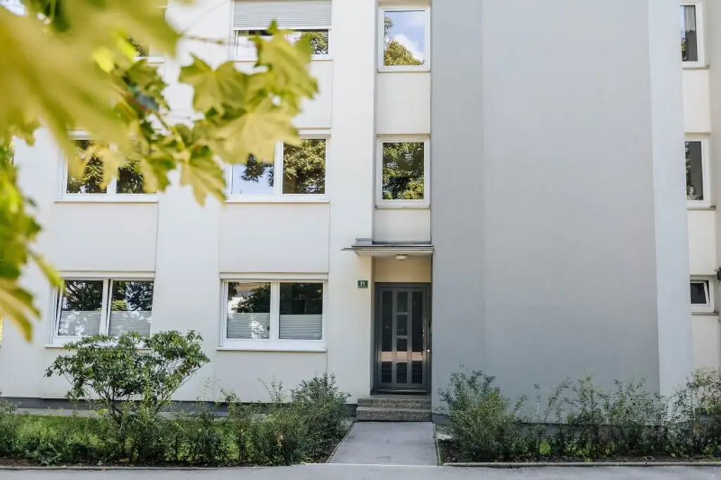 GROßZÜGIGE TERRASSE I RUHIGE LAGE I 3 ZIMMER I FAMILIENFREUNDLICH I NATURNAH I AB SOFORT I PROJEKT WOHNEN