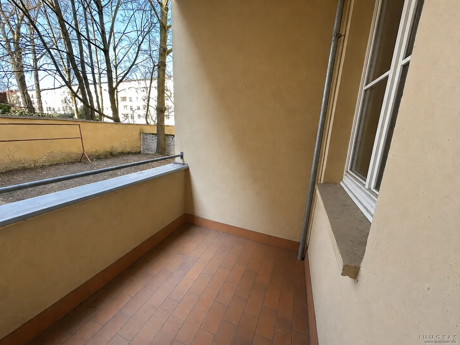 Balkon EG
