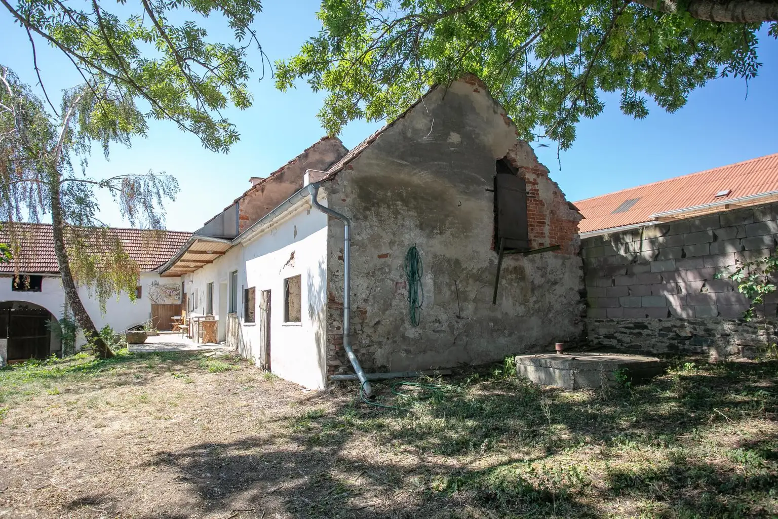 Gebäude