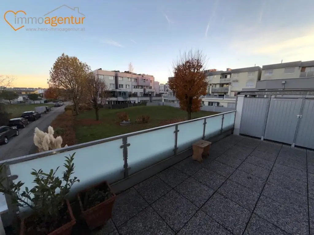 Sonnige 3-Zimmer- Wohnung inkl. 2 Terrassen je ca. 22 qm, Lifestyle trifft Toppreis in Marchtrenk!