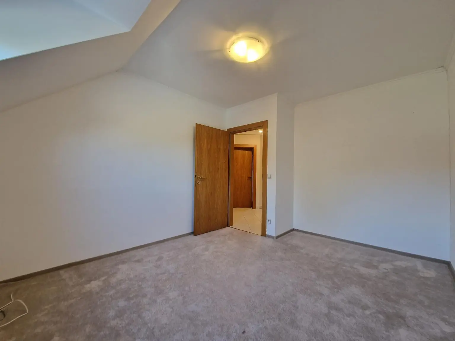 Reihenhaus mit Garage in Kottingbrunn!