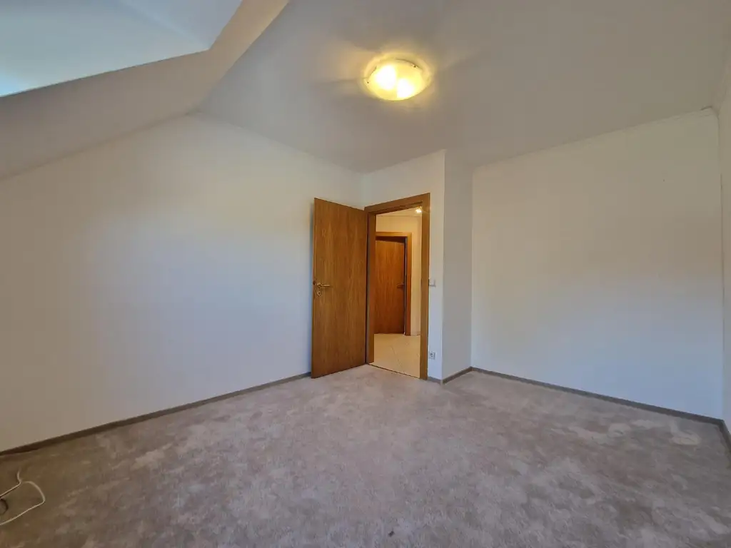 Reihenhaus mit Garage in Kottingbrunn!