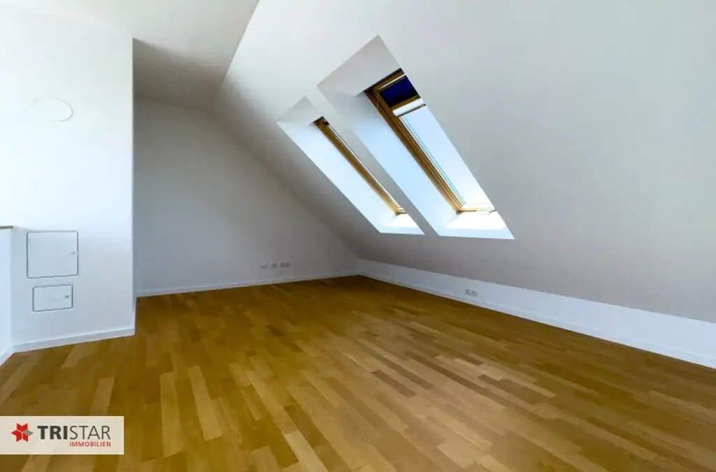 Nähe AKH · Dachgeschosswohnung · zwei Etagen · drei Außenflächen · Küchenanschlüsse auf beiden Ebenen · verführerischer Preis!!