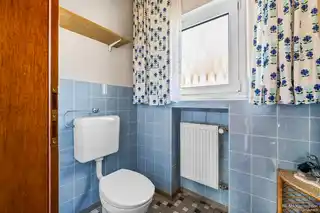 WC EG