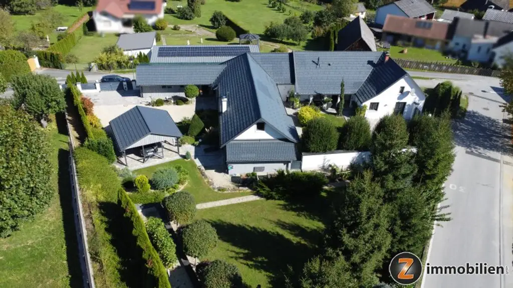 Modernes Wohnhaus mit zwei barrierefreien, getrennten Einheiten