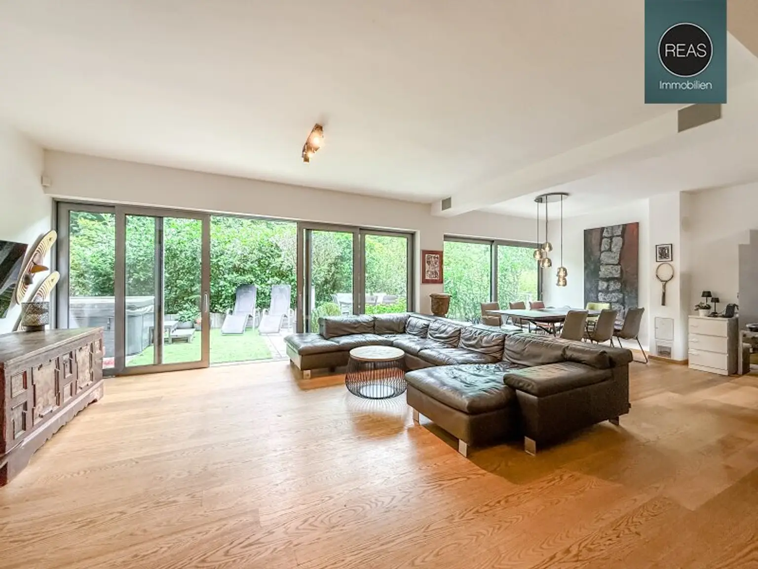 Traum Maisonette - Wohnung mit Garten - Terrasse und Garage in Hietzinger Bestlage!