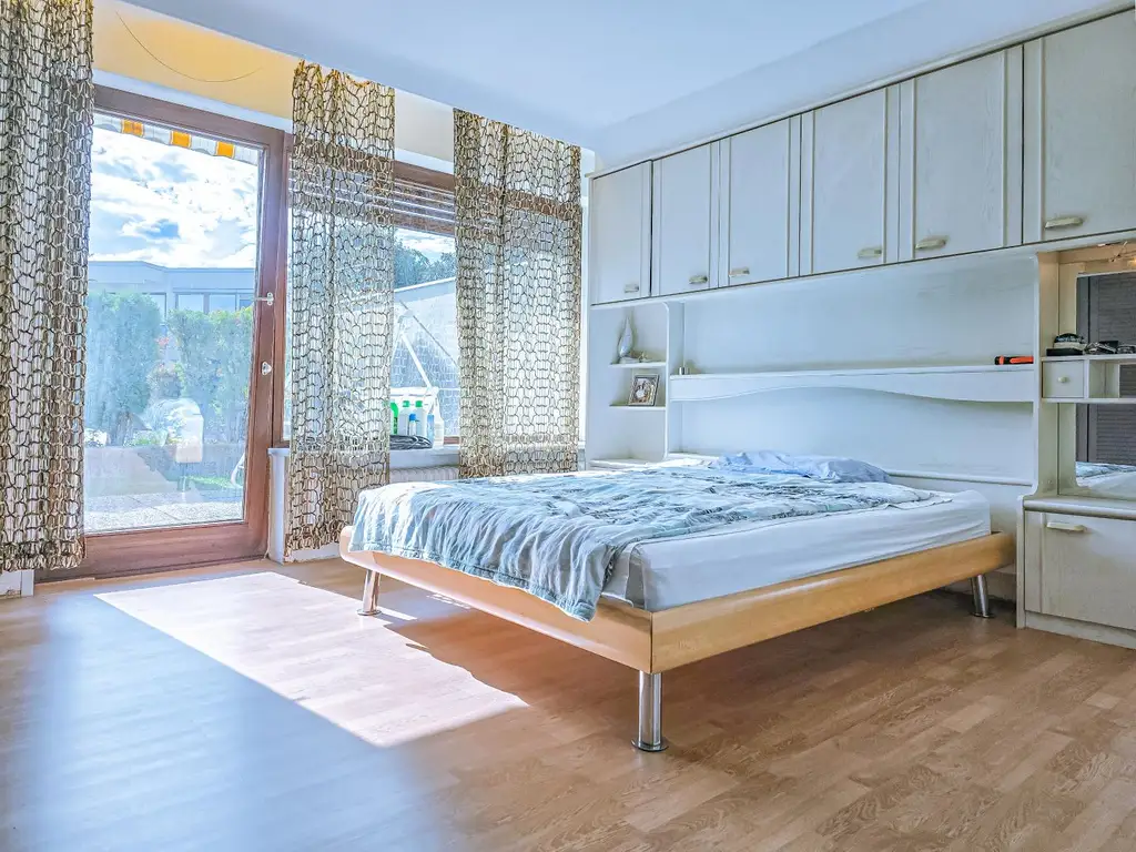 WG-taugliche, barrierefreie Wohnung mit Westterrasse und kleinem Garten in Mühlau!