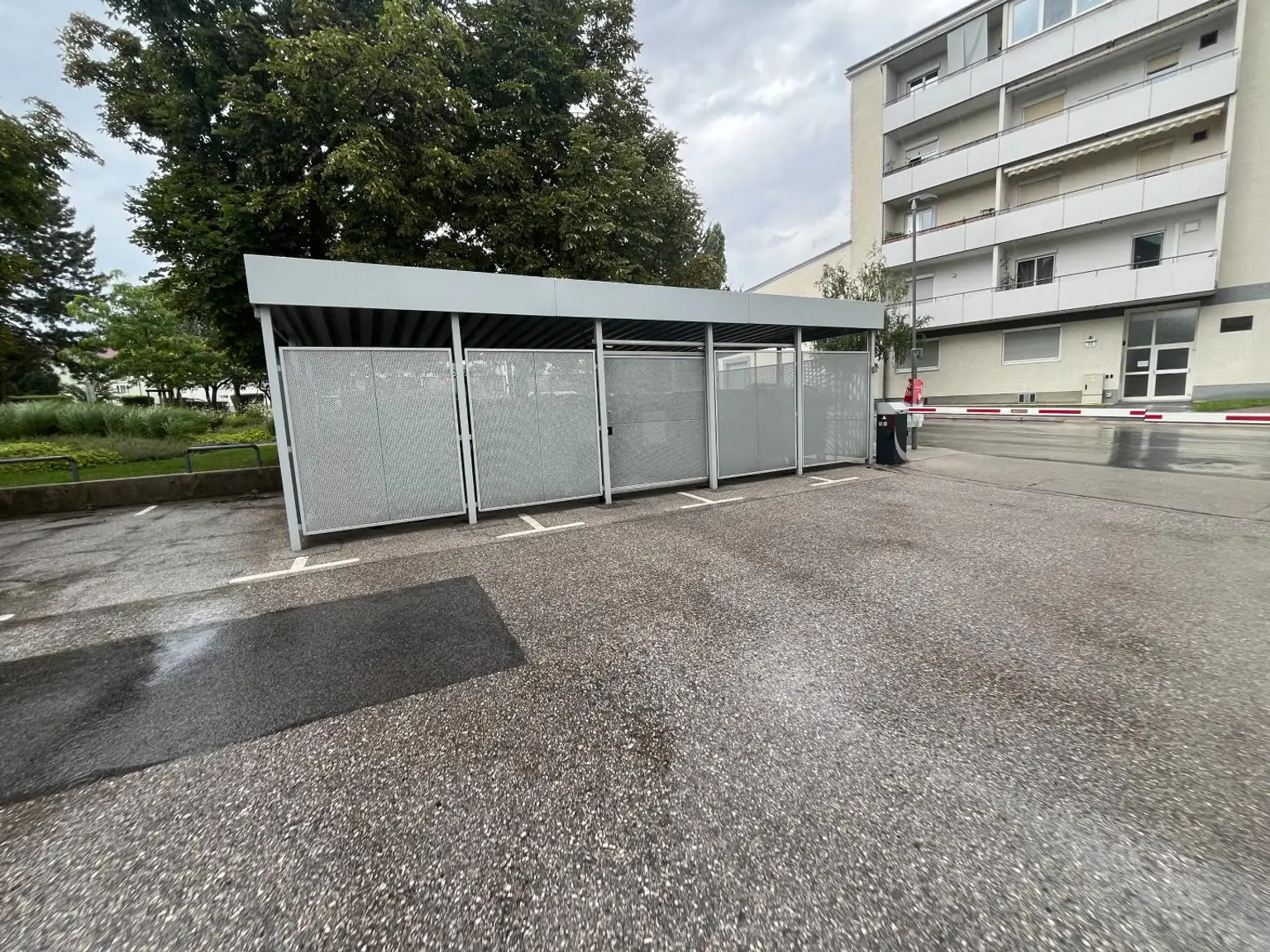 Gemütliche Loggia-Wohnung mit tollem Blick über Eisenstadt und seiner Umgebung!