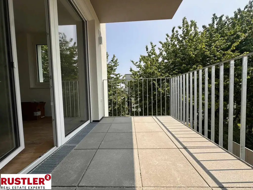 TRIVARA - Wohnen, wie man leben will - Moderne 2 Zimmer Wohnung mit Balkon D-10
