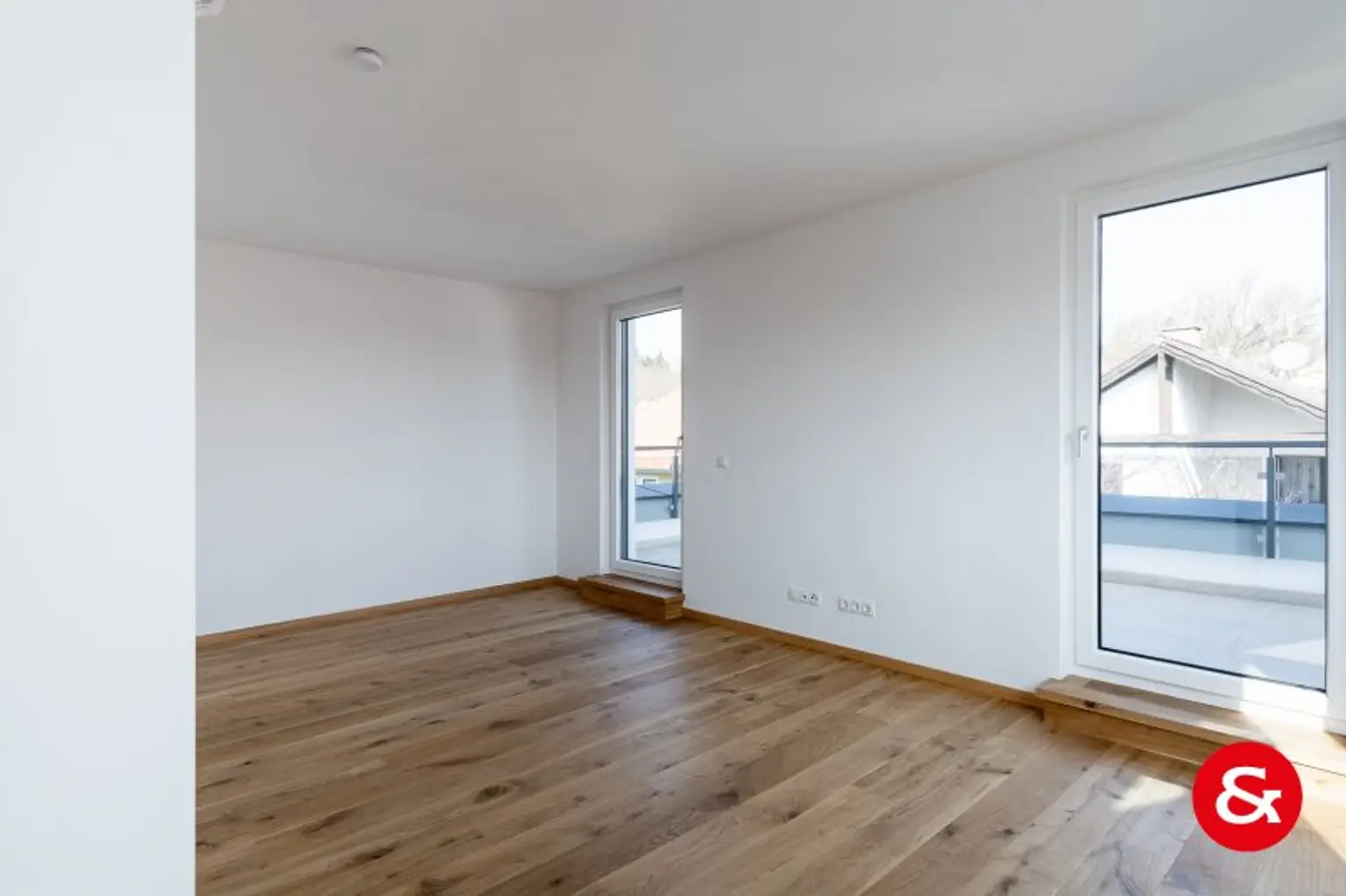 Modernes, klar gestaltetes Einfamilienhaus mit viel Platz und Technik!