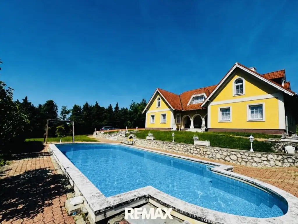 Villa Vita – 1 Hektar Privatsphäre mit Balaton-Panorama nahe Hévíz | PROVISIONSFREI