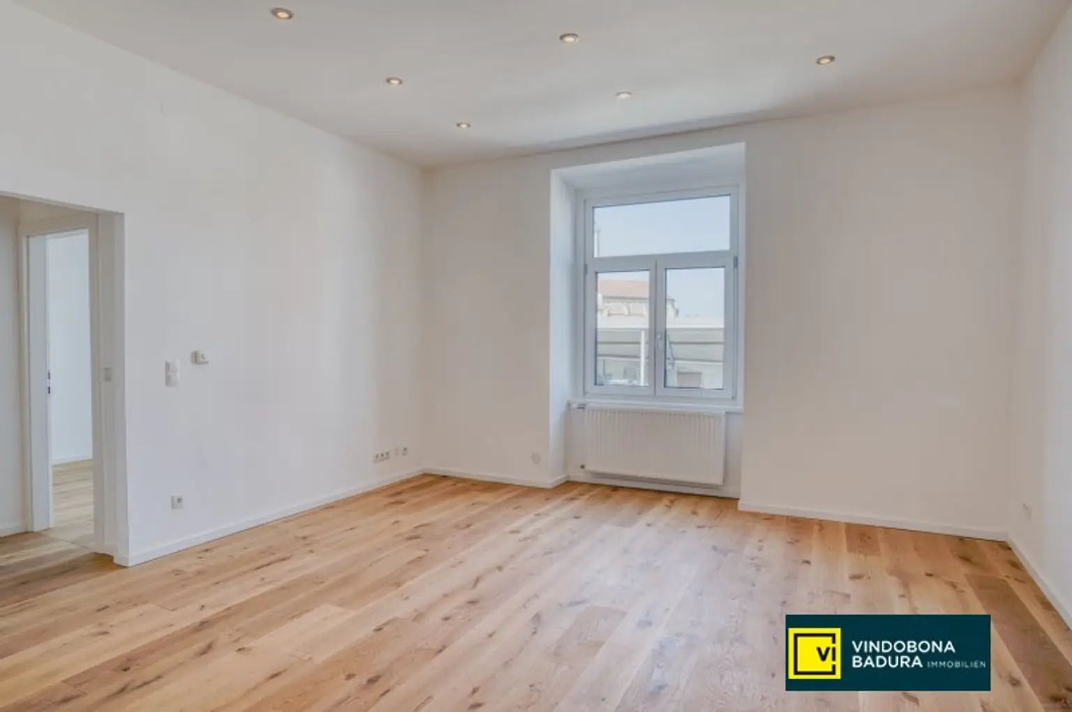 Wohnen mit Geschichte | Stilvoll sanierte 2-Zimmer-Wohnung I PROVISIONSFREI