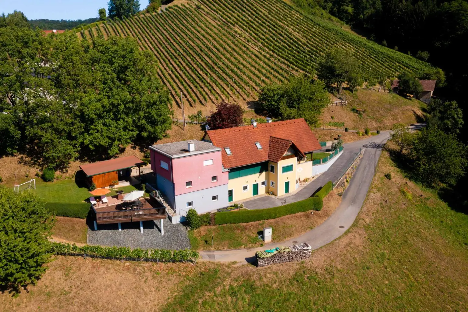 "Privates Paradies mit Panorama – 5 Hektar Freiheit & ein Zuhause zum Verlieben"