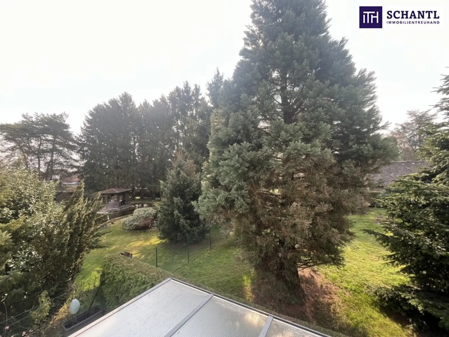 Traumhafte, lichtdurchflutete 3-Zimmer-Wohnung mit gigantischer Terrasse und Blick ins Grüne!