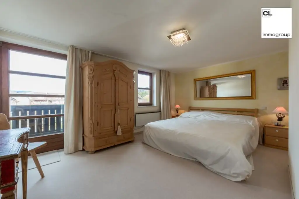 Mondsee Top Lage: Exklusive Maisonette-Dachgeschosswohnung mit 3 Balkon- und Terrassenbereichen