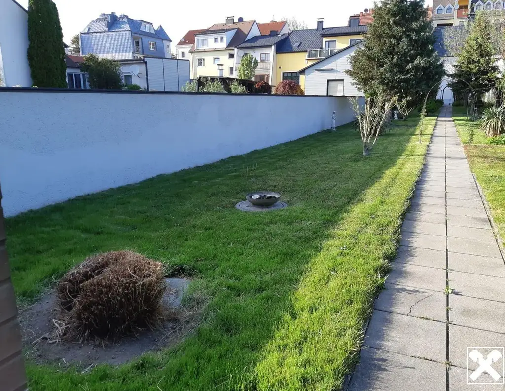 945 m² Baugrundstück in zentraler Lage von Spillern mit Altbestand