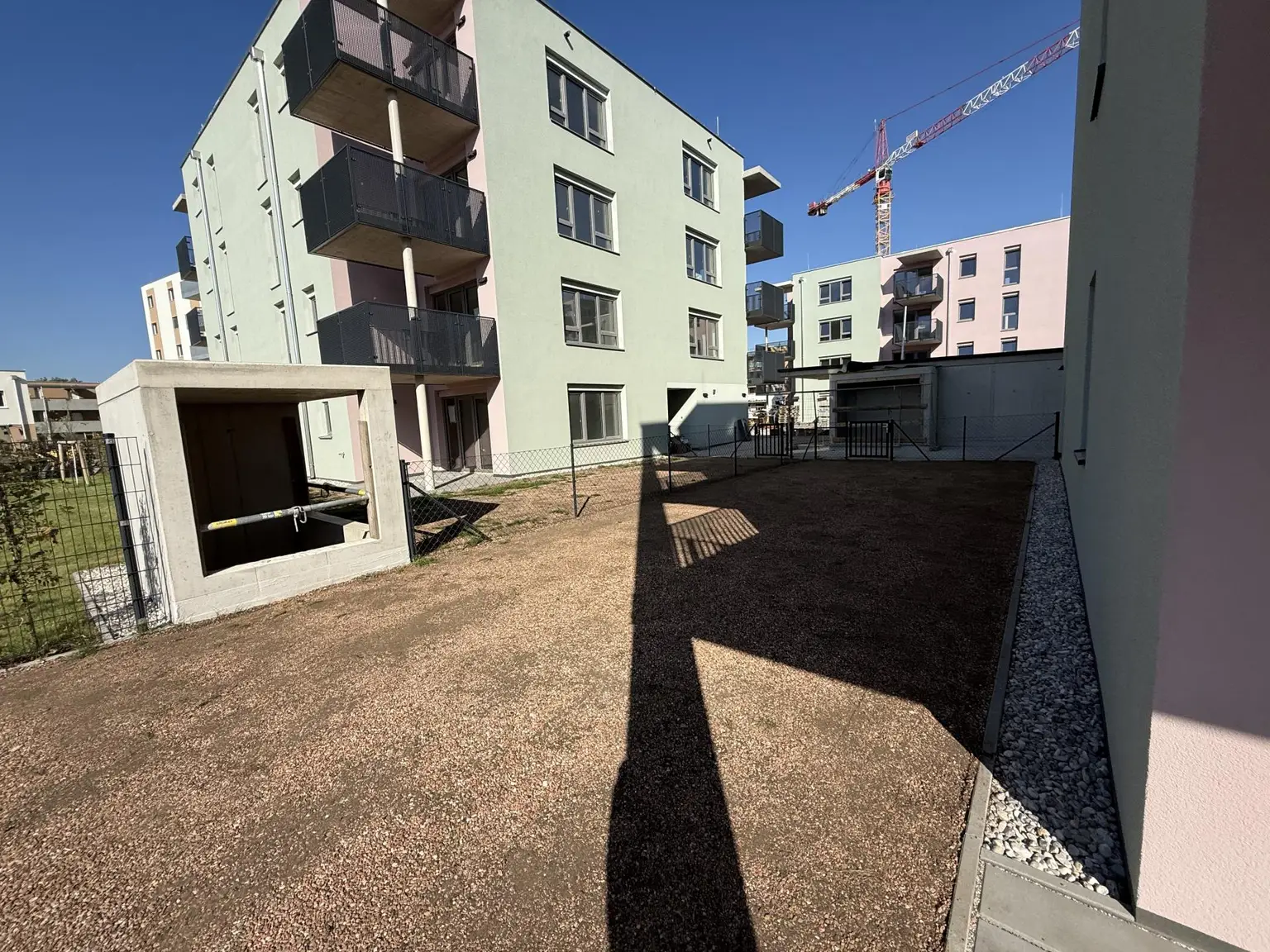 Haus_1_Top_4_Garten_seitlich