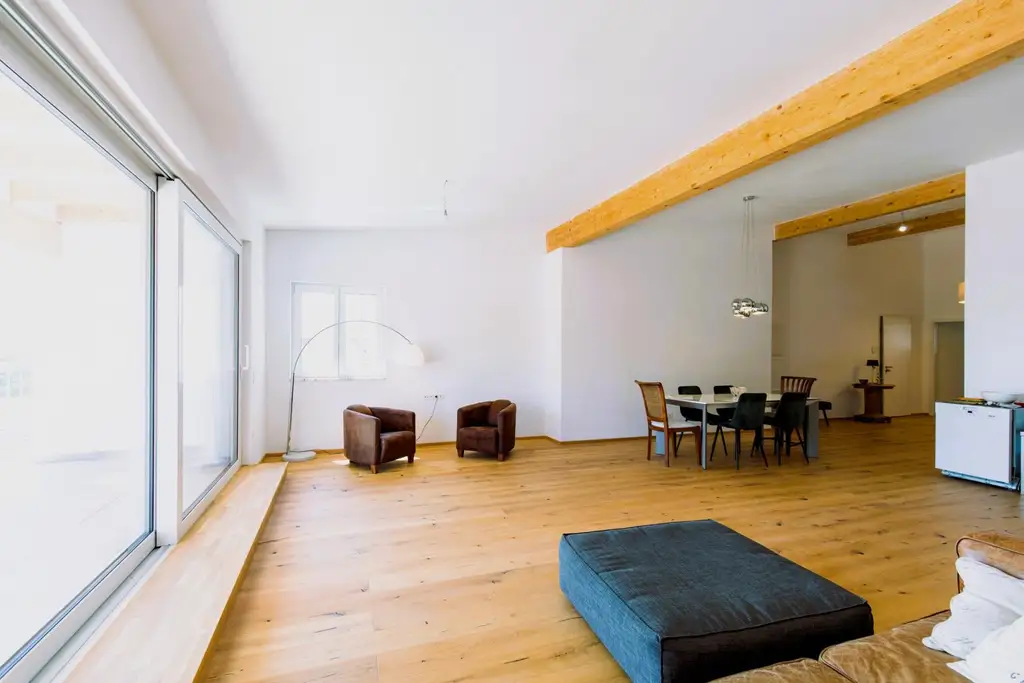 Die Besondere – Penthouse mit Seeblick in Mörbisch
