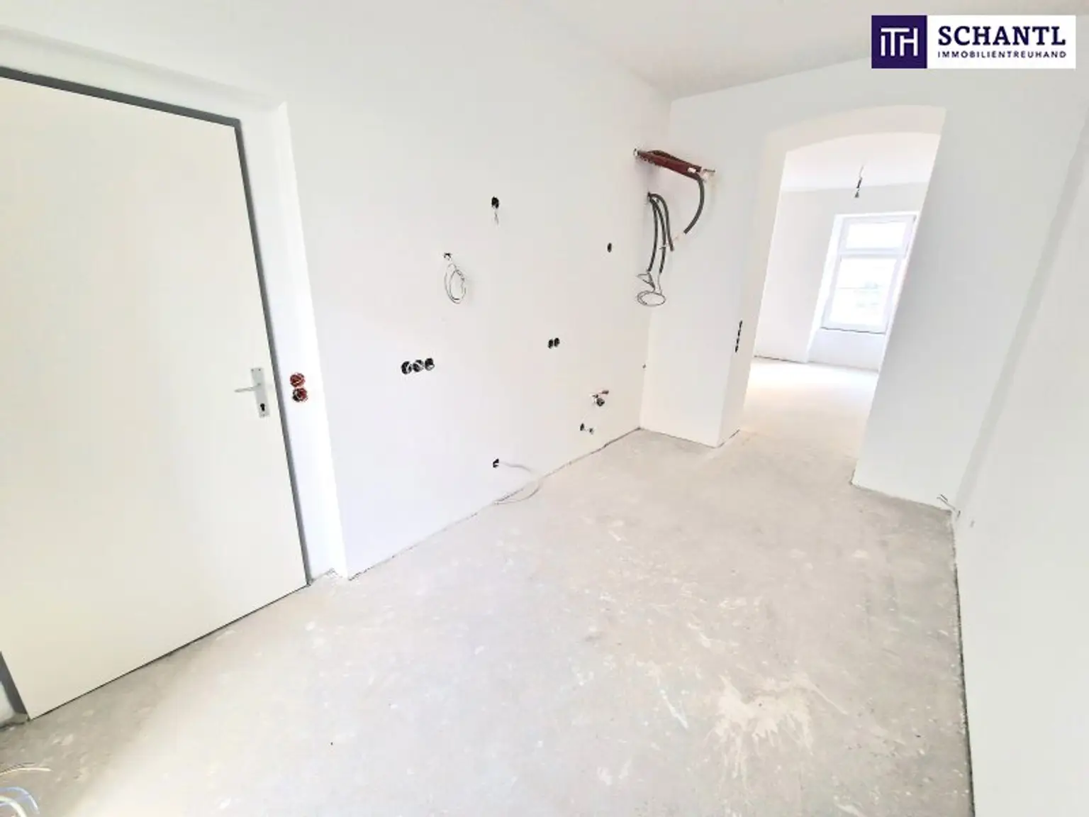 ***Ankommen & Wohlfühlen – Vollsanierter Wohntraum mit Loggia – Stilvoll, effizient & bestens angebunden***