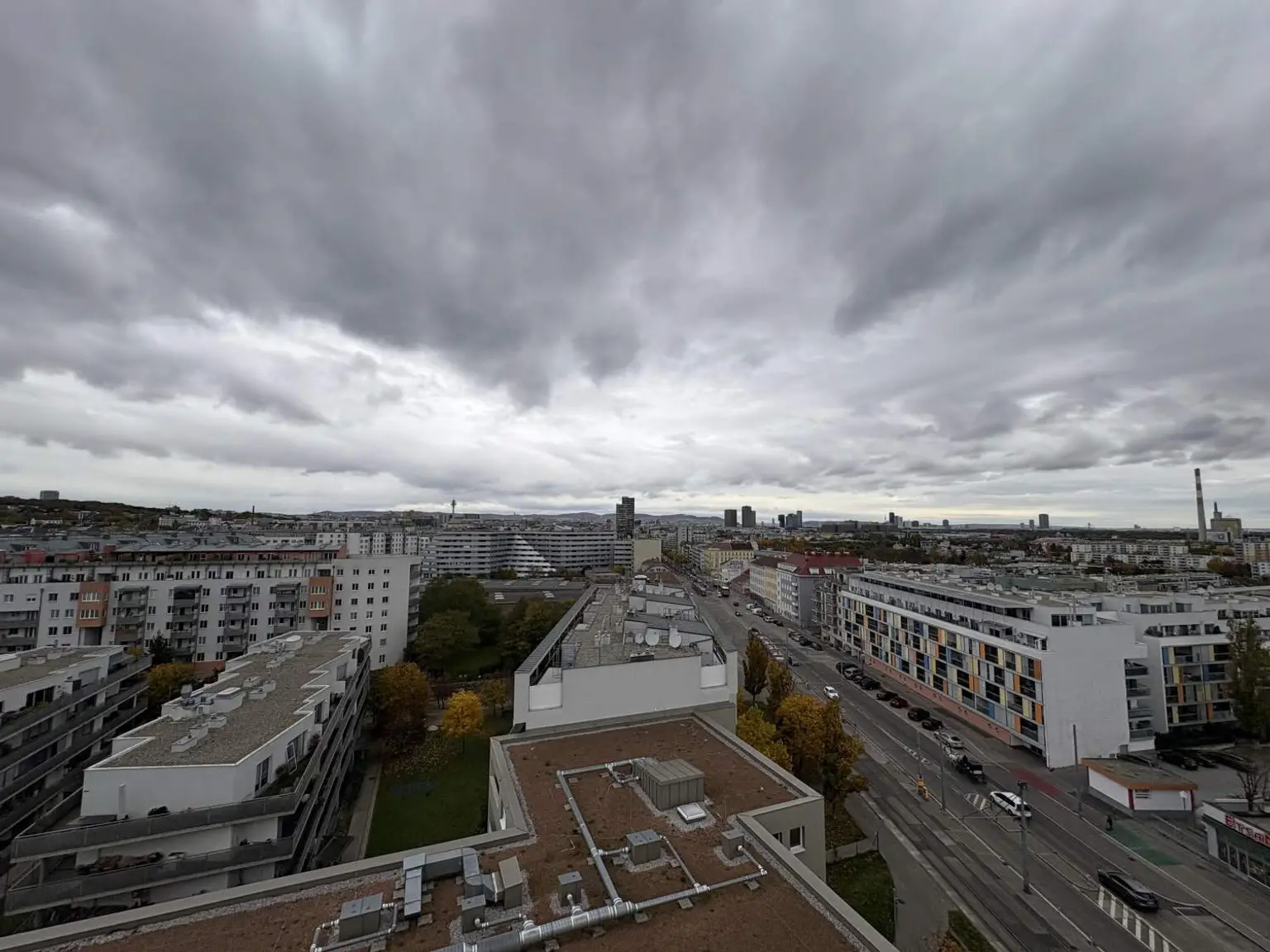 Q11 Leben in Simmering - Traumhafter Ausblick -
Loggiawohnung mit 3 Zimmern und Deckenkühlung!