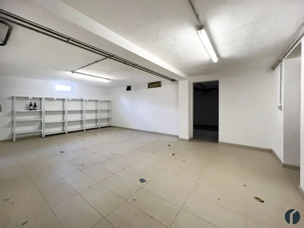 Elegantes Einfamilienhaus in Zeiselmauer mit Garten, Garage und Wellnessbereich