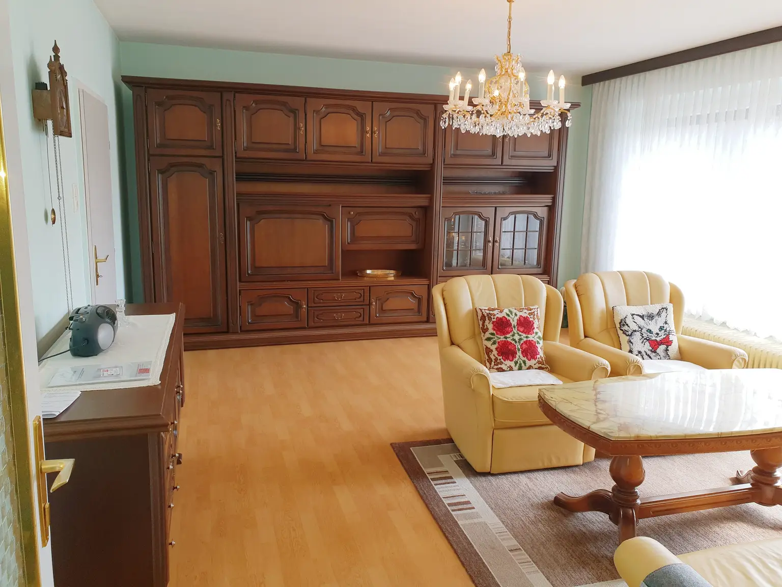 Edler Bungalow mit Swimmingpool zu verkaufen!