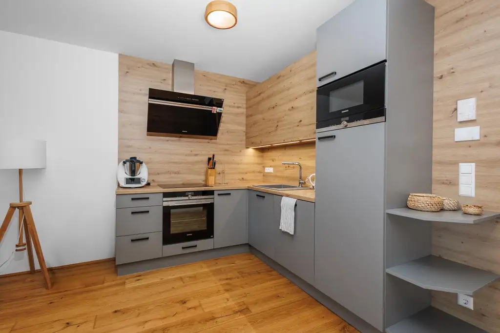 Seltene Gelegenheit - Eigentumswohnung mit Seeblick in Annenheim