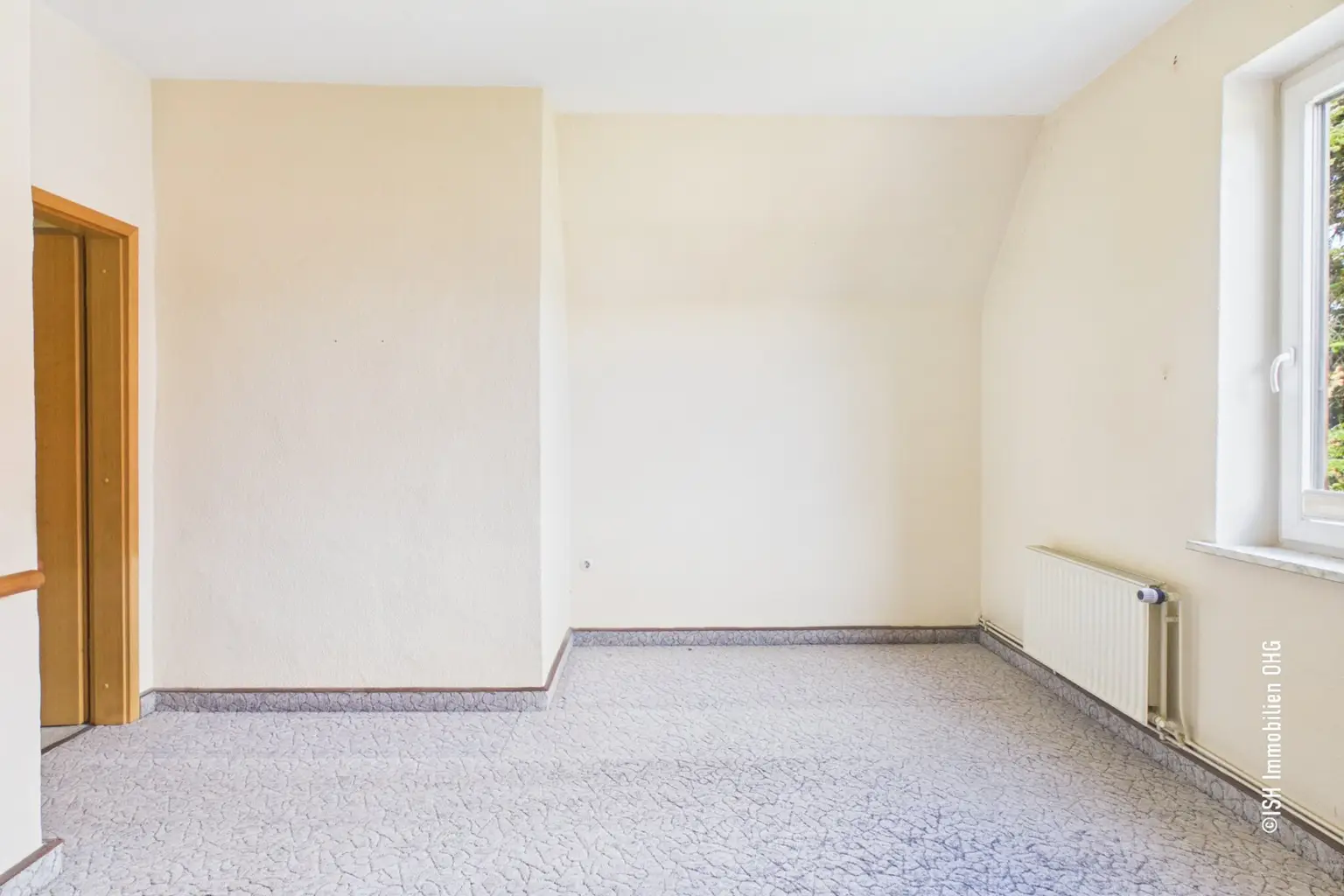 Schlafzimmer DG