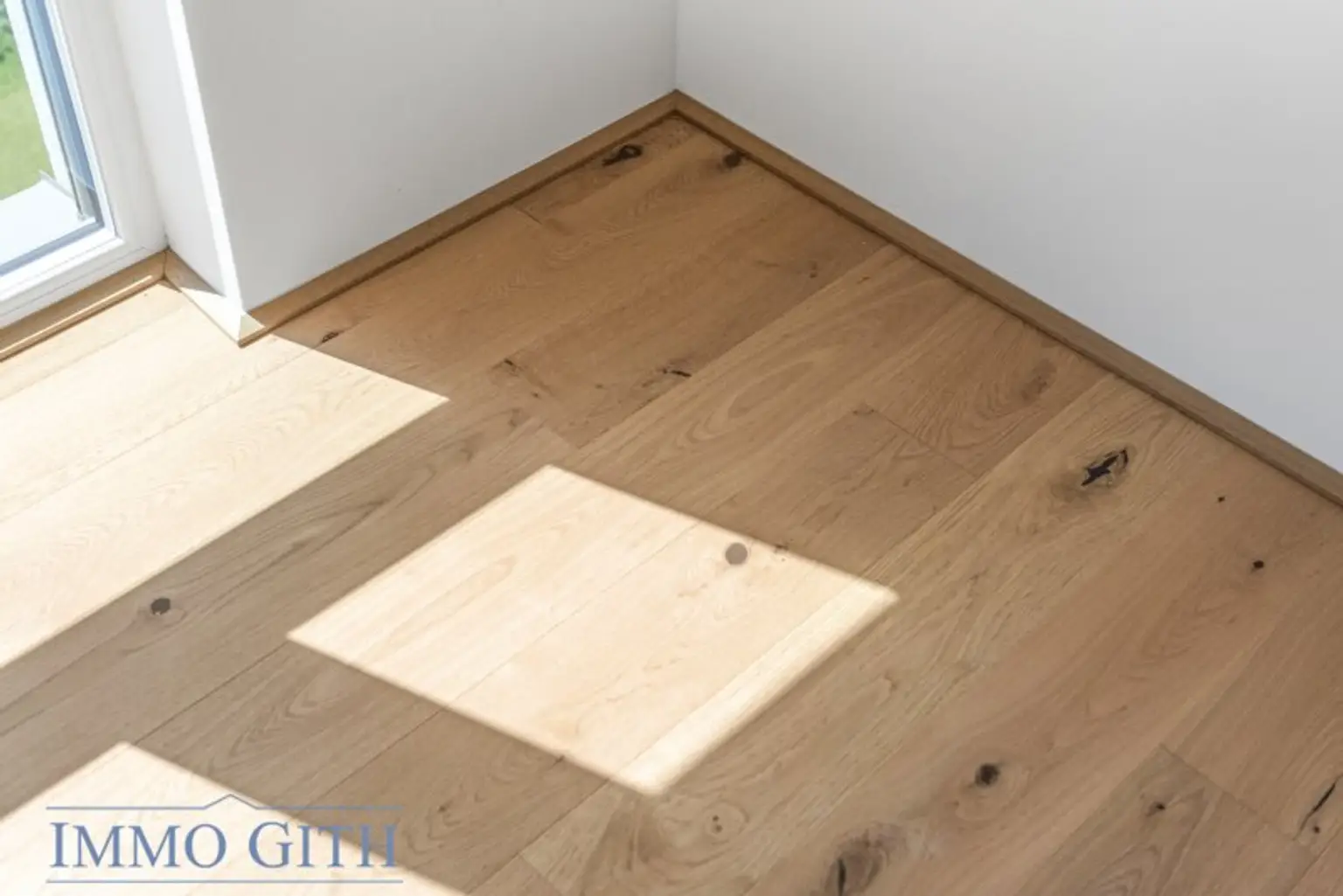 EXKLUSIVES TOWNHOUSE MIT GARTEN, PV-ANLAGE & DESIGNAUSSTATTUNG ZU KAUFEN – WIEN DIREKT VOR DER TÜR